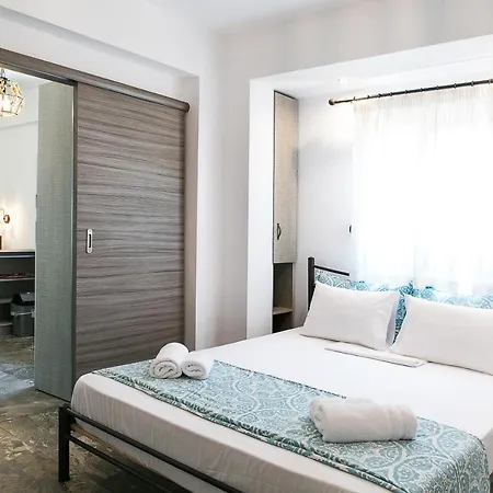 Alexandros Aparthotel