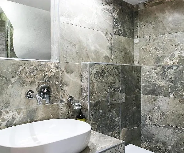 شقة فندقية Alexandros 4*