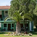 Alexandros 4*