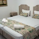 Alexandros Aparthotel 4*