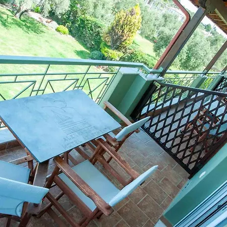 Alexandros Aparthotel Vourvourou