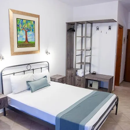 Alexandros Aparthotel