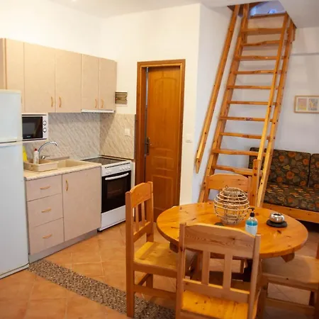 Aparthotel Alexandros Vourvourou