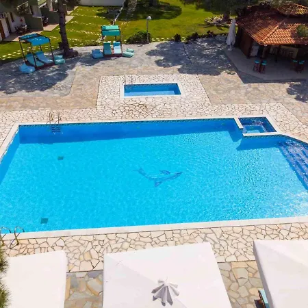 Alexandros Apart Otel 4*